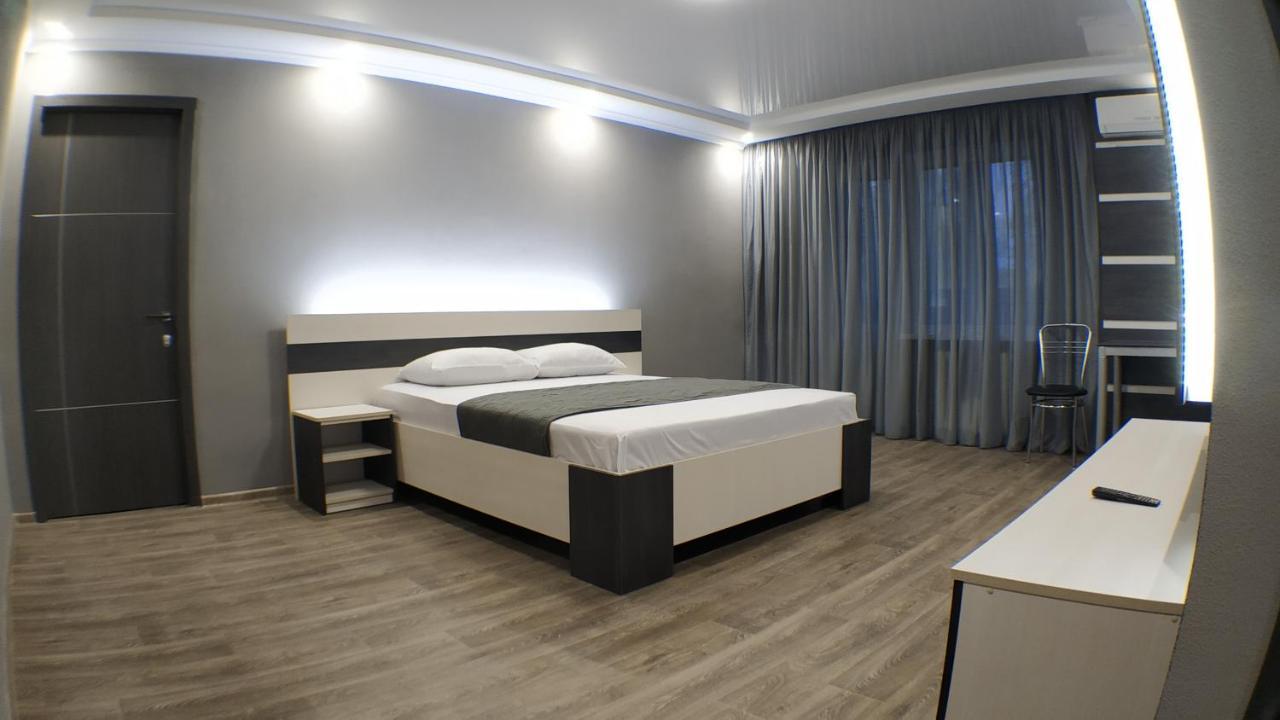 Двухкомнатный Люкс Центр Металлургов 19 Kr Apartments Krywyj Rih Exterior foto